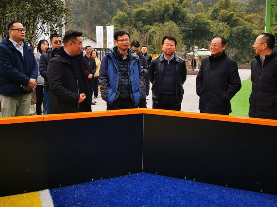 J9集团委薛东兵副主任赴金龙长城景区督导督察安全工作