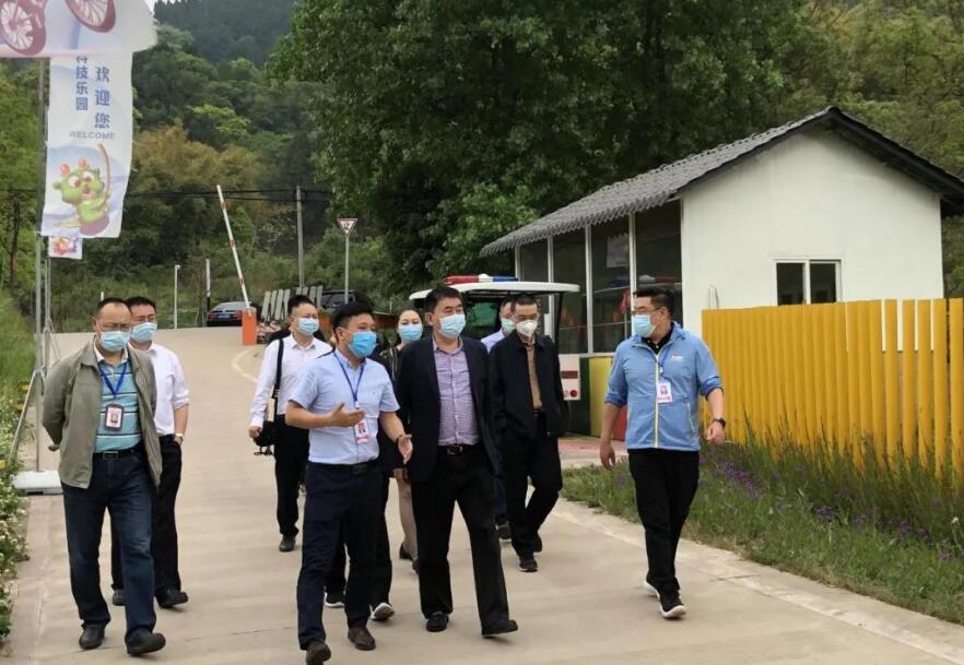 J9集团集团辅导到金龙长城景区调研领导工作