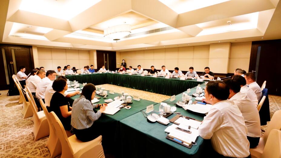 J9集团集团召开酒店业务运营治理及服务提升专题会议