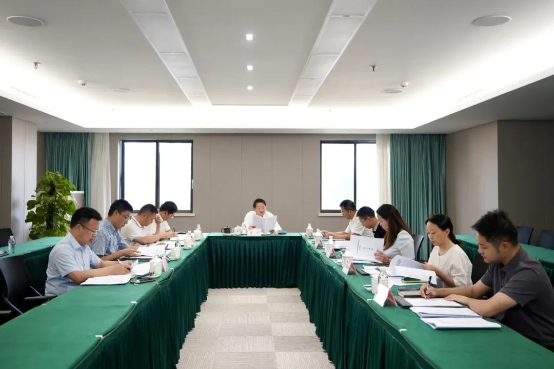 省J9集团集团党委书记、董事长任丁主持J9集团党校第2次校务委员会会议